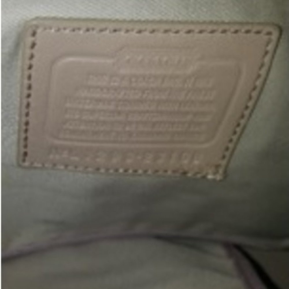 Handbag - Picture 3 of 3